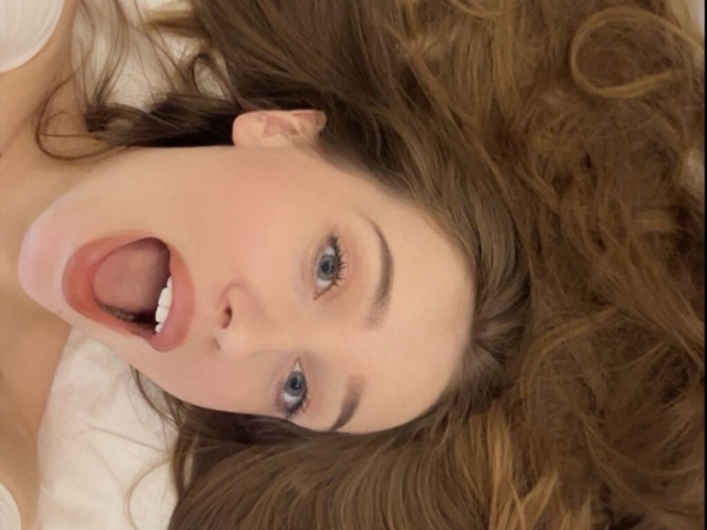 JessicaMelori's Webcam 