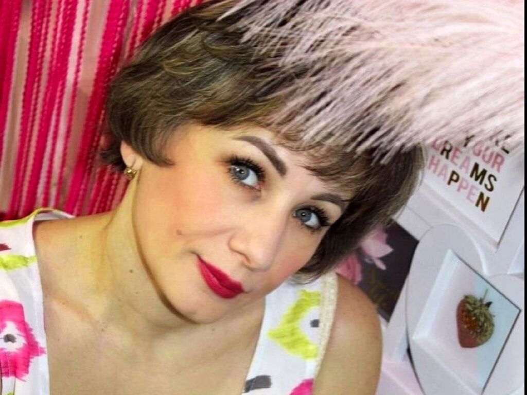 NaomiMolligan's Webcam 